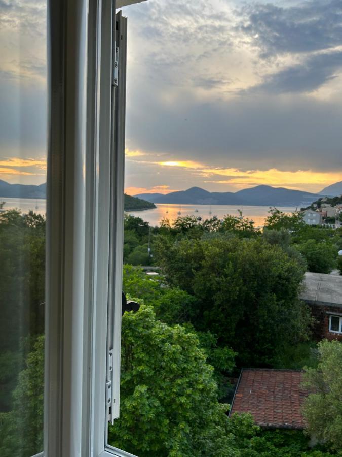 Lazarus Bigova Apartments Tivat Exteriör bild